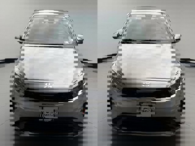 Used 2023 Kia Forte LXS image 8