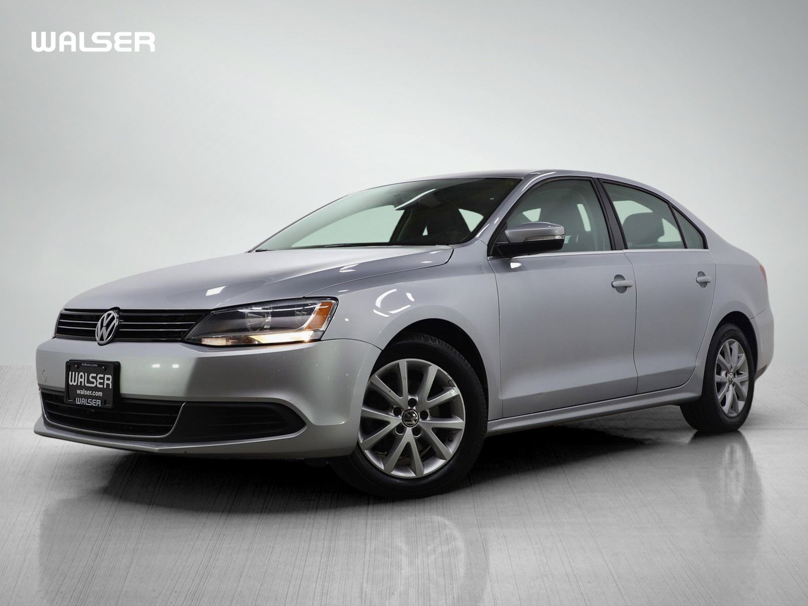 Used 2014 Volkswagen Jetta SE image 1