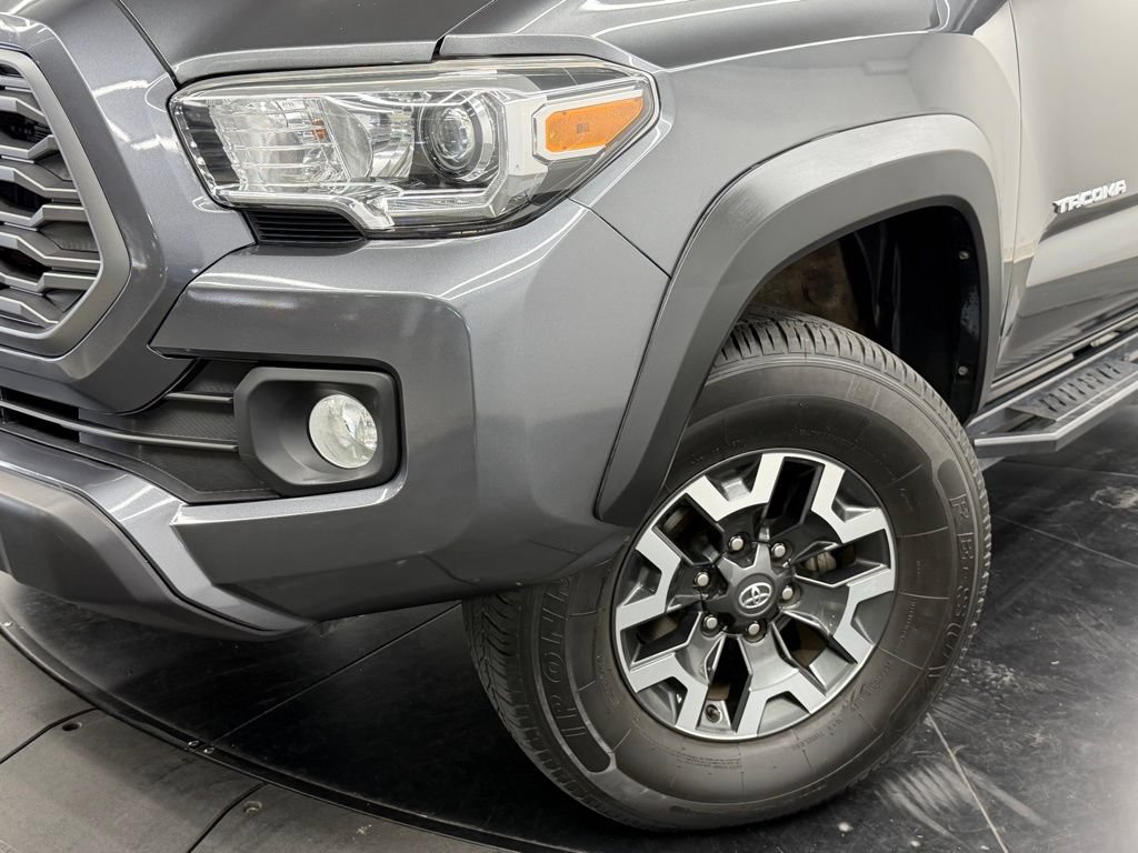 Certified 2021 Toyota Tacoma TRD Off-Road w/ Technology Package AWD/4WD image 5