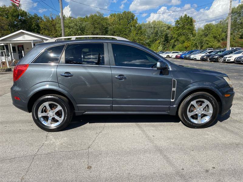Used 2013 Chevrolet Captiva Sport LT FWD image 4