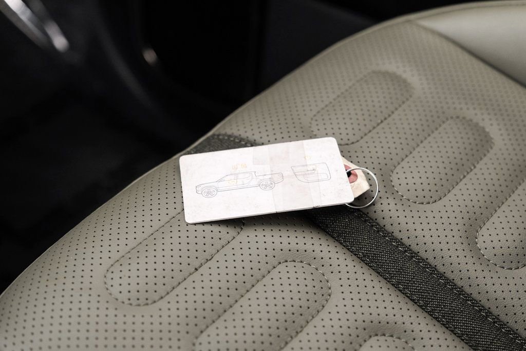 Used 2022 Rivian R1T Launch Edition image 66