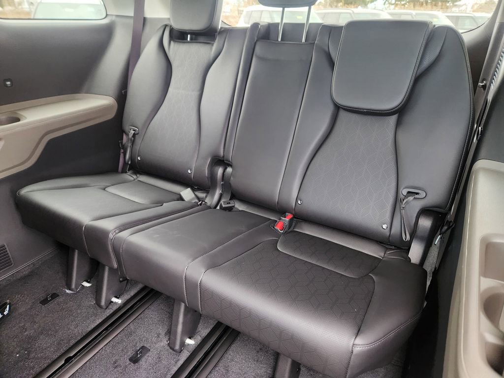 New 2026 Kia Carnival LXS image 11