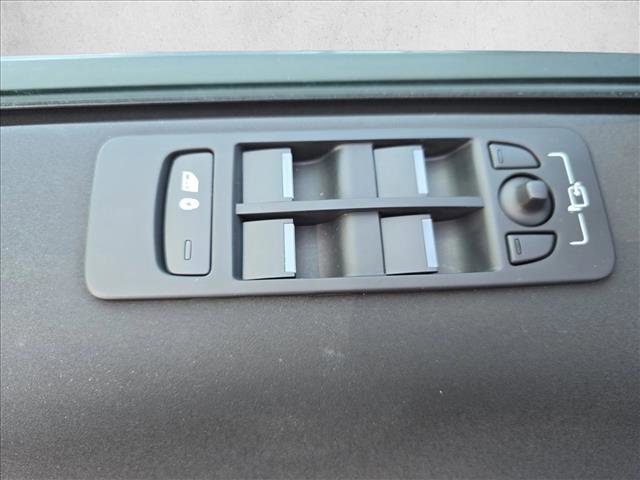 Certified 2024 Land Rover Discovery Sport S image 28