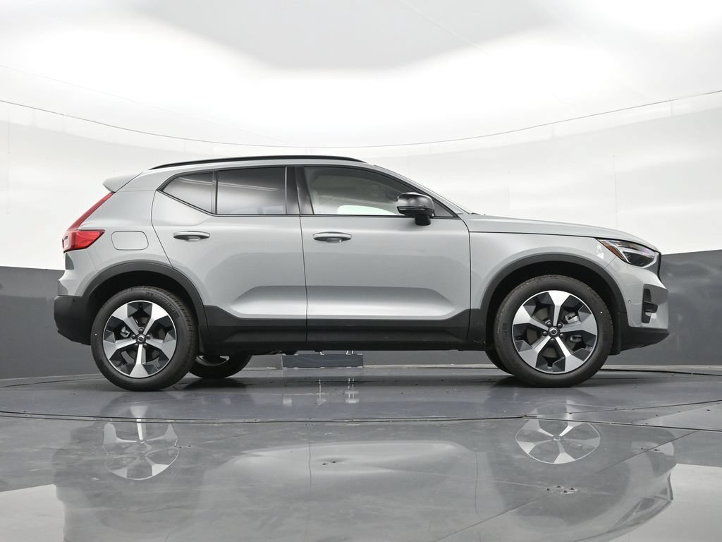 New 2026 Volvo XC40 B5 Plus w/ Protection Package Premier AWD/4WD image 26