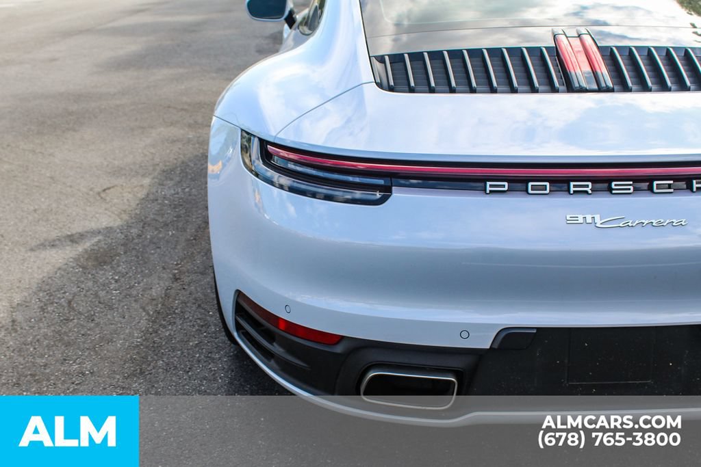 Used 2024 Porsche 911 Carrera RWD image 13