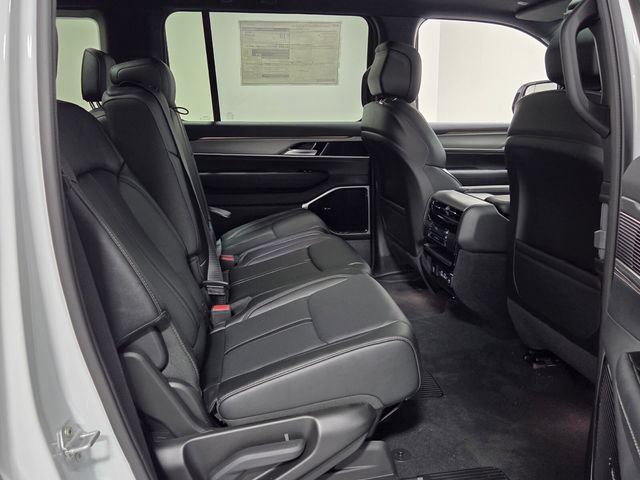 New 2026 Jeep Grand Wagoneer Limited w/ Premium Group II AWD/4WD image 15