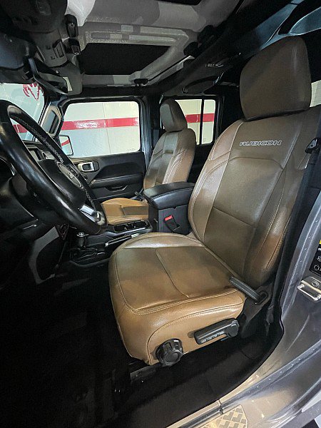 Used 2020 Jeep Gladiator Rubicon AWD/4WD image 9
