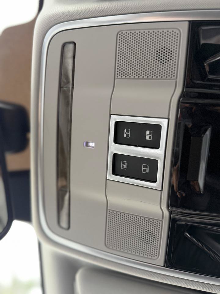 Used 2014 Land Rover Range Rover Supercharged AWD/4WD image 92