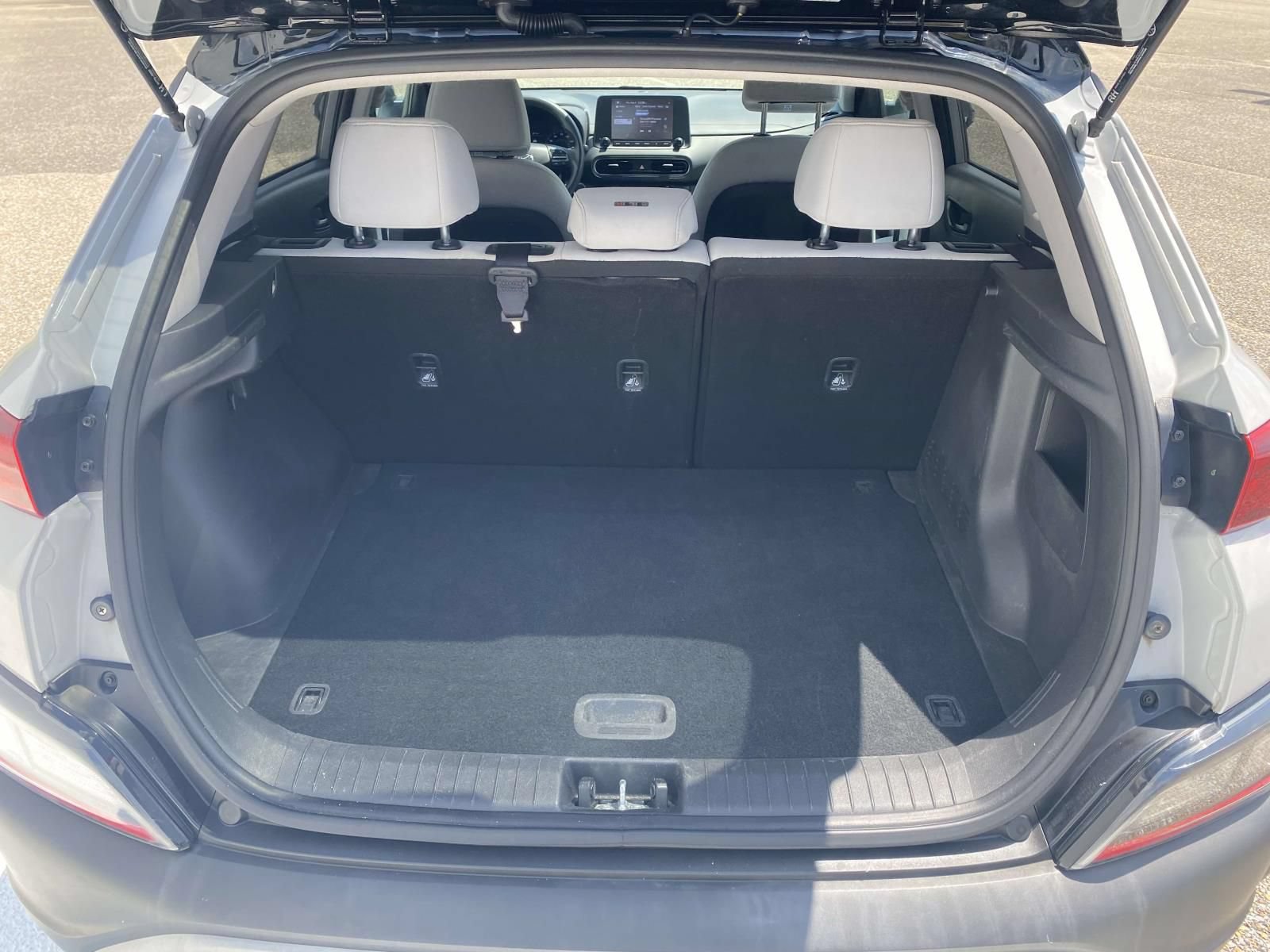 Used 2023 Hyundai Kona SEL FWD image 10