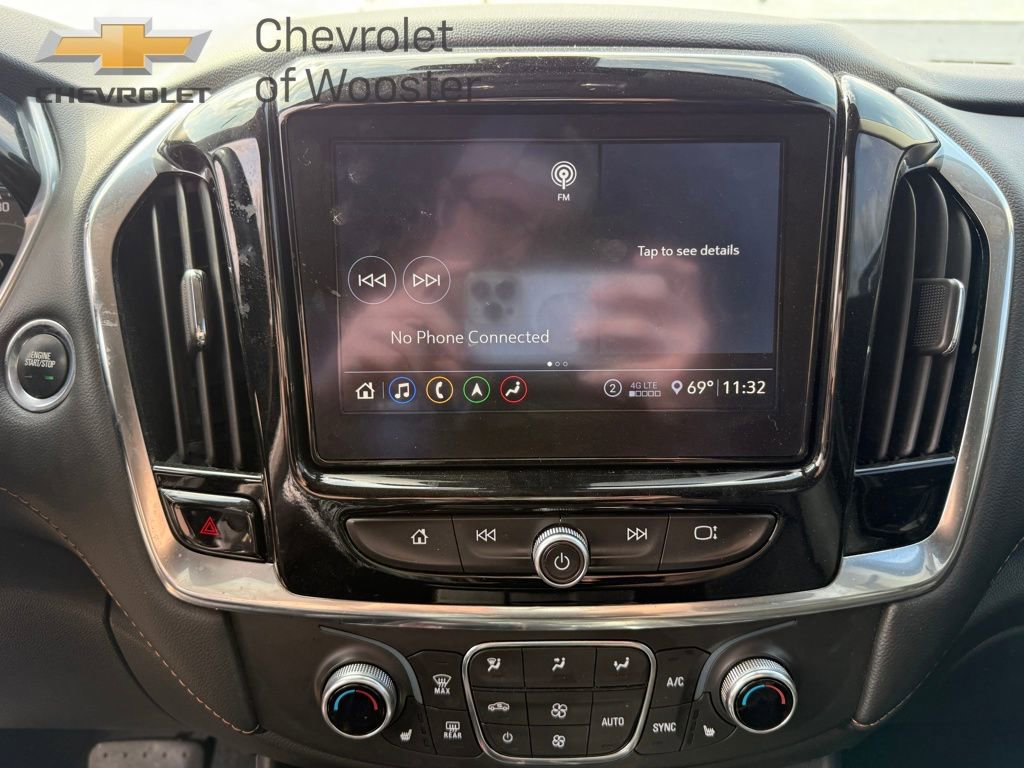 Used 2021 Chevrolet Traverse LT w/ LT Premium Package image 14