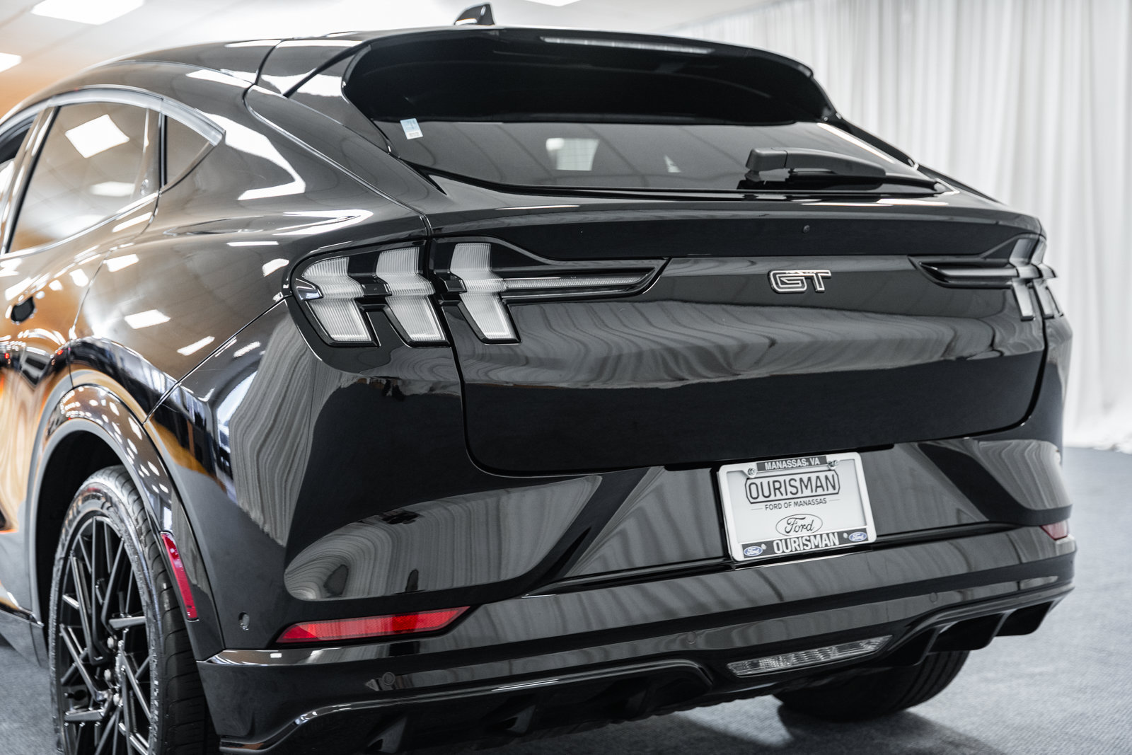 Certified 2023 Ford Mustang Mach-E GT w/ GT Performance Edition AWD/4WD image 5