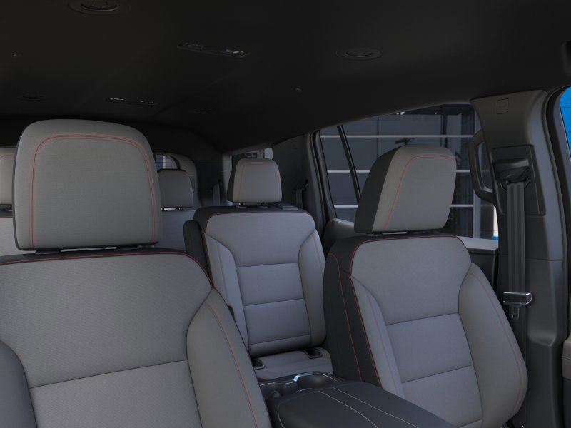 New 2026 Chevrolet Traverse LT image 25