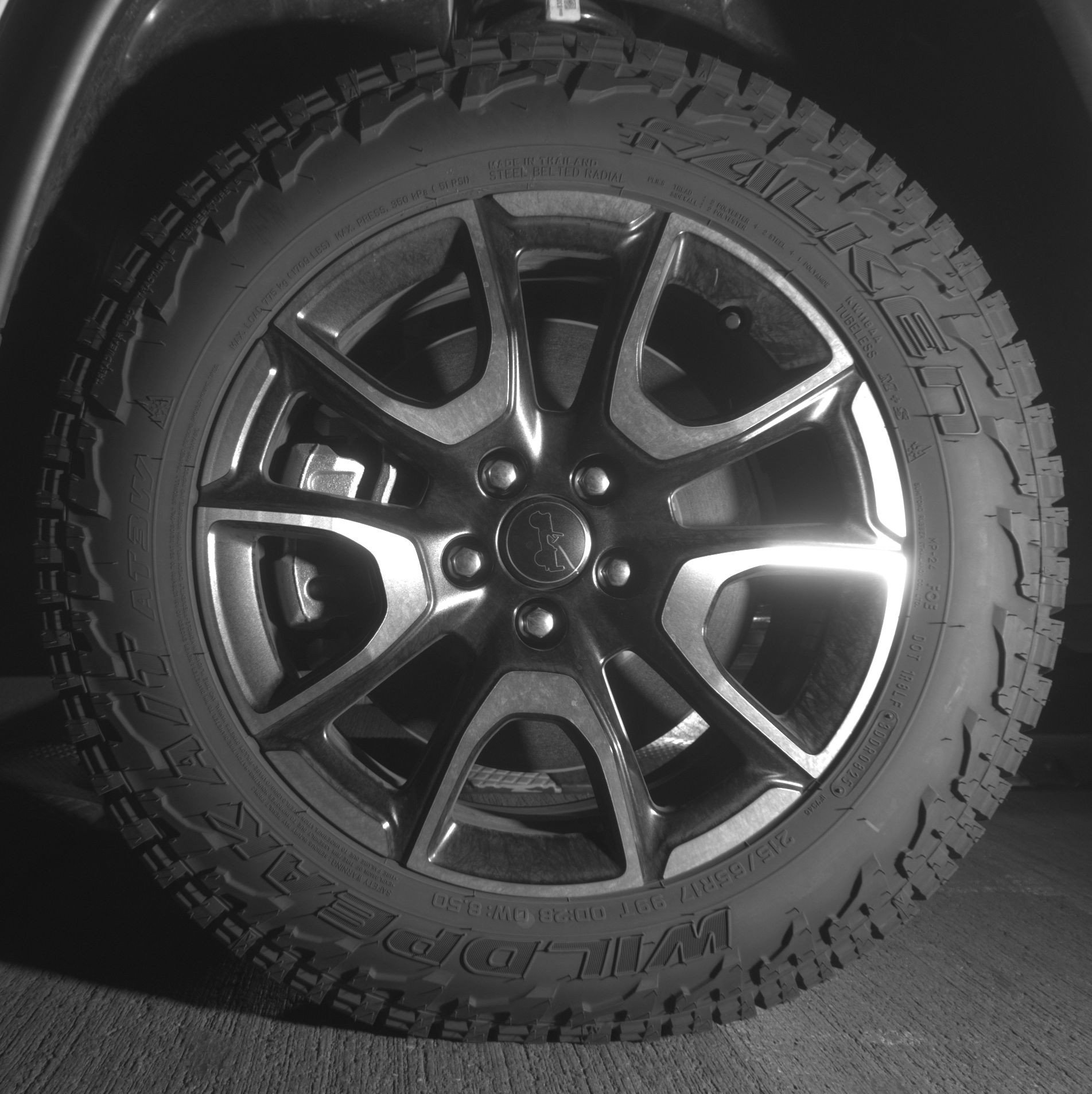 Used 2025 Jeep Compass Trailhawk image 12