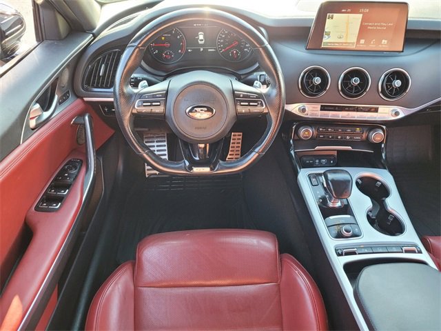 Used 2019 Kia Stinger GT2 image 11