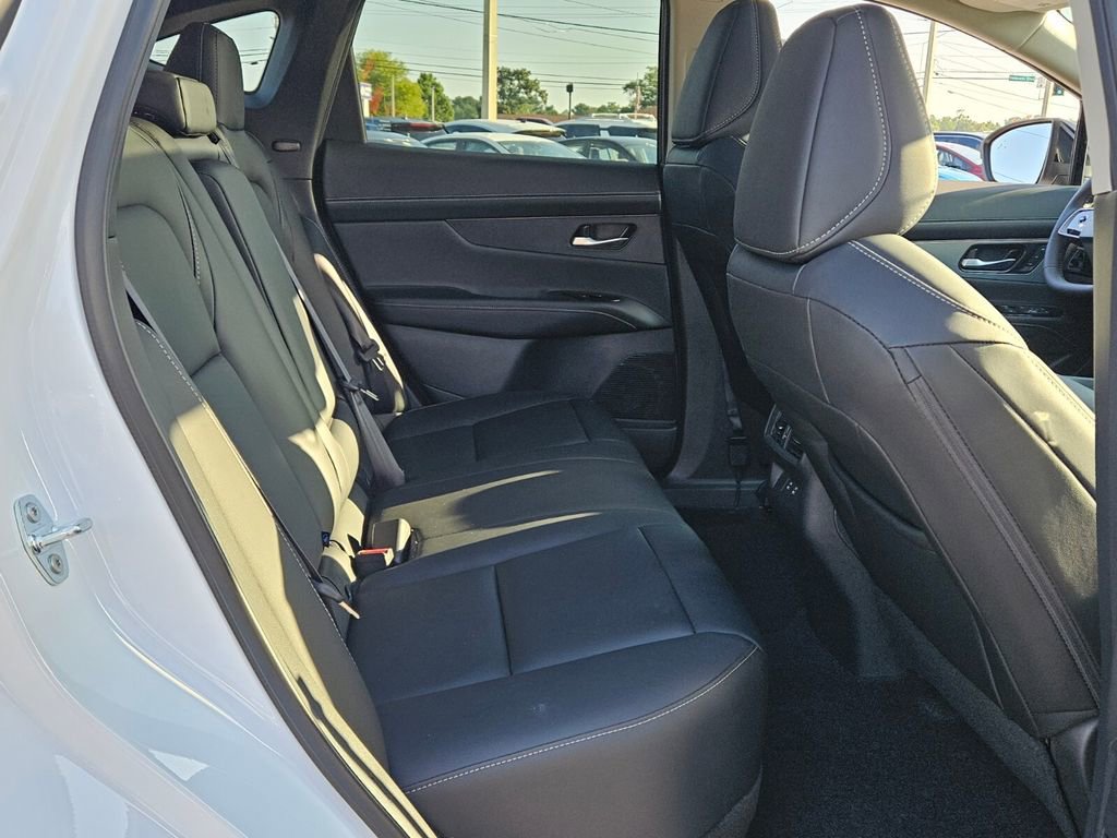 New 2025 Nissan Murano SL w/ Cargo Package image 13