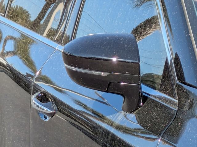 Certified 2025 INFINITI QX60 Pure w/ Cargo Package image 11