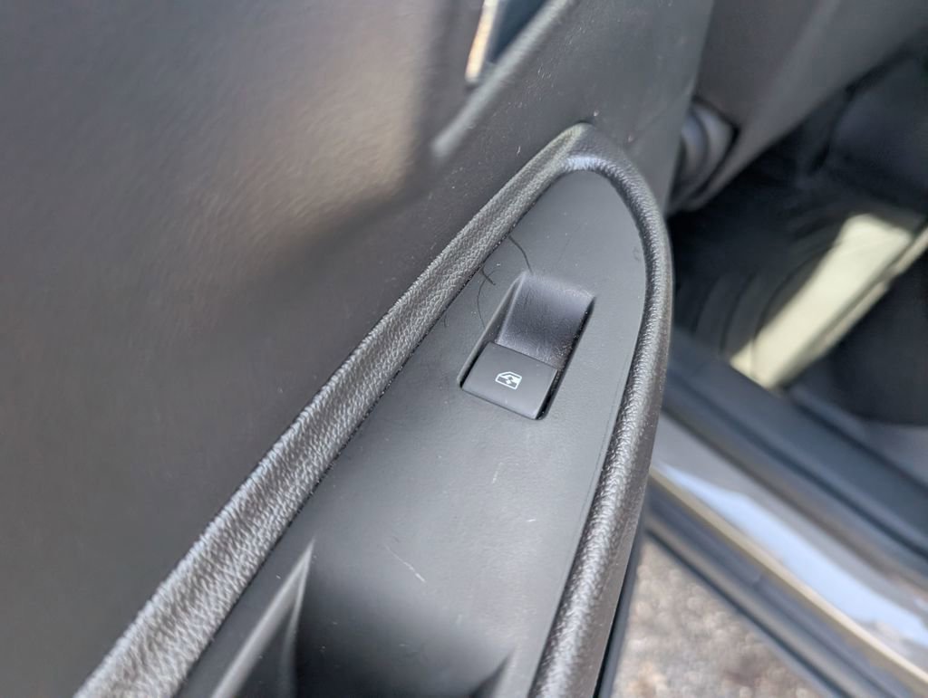 Used 2020 Chevrolet Trax LS w/ Tint and Cruise Package image 11