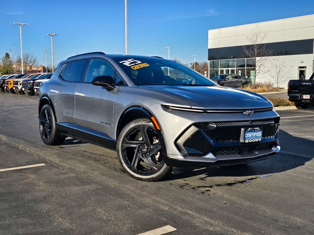 Certified 2025 Chevrolet Equinox EV RS image 2