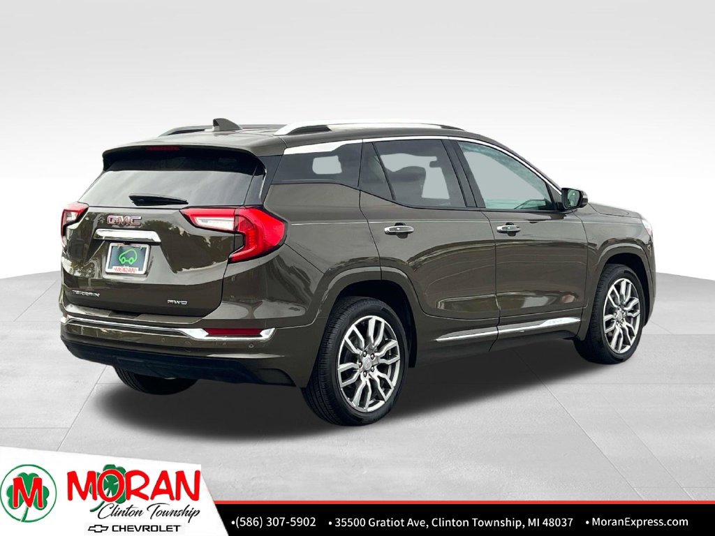 Certified 2023 GMC Terrain Denali w/ Denali Premium Package AWD/4WD image 6