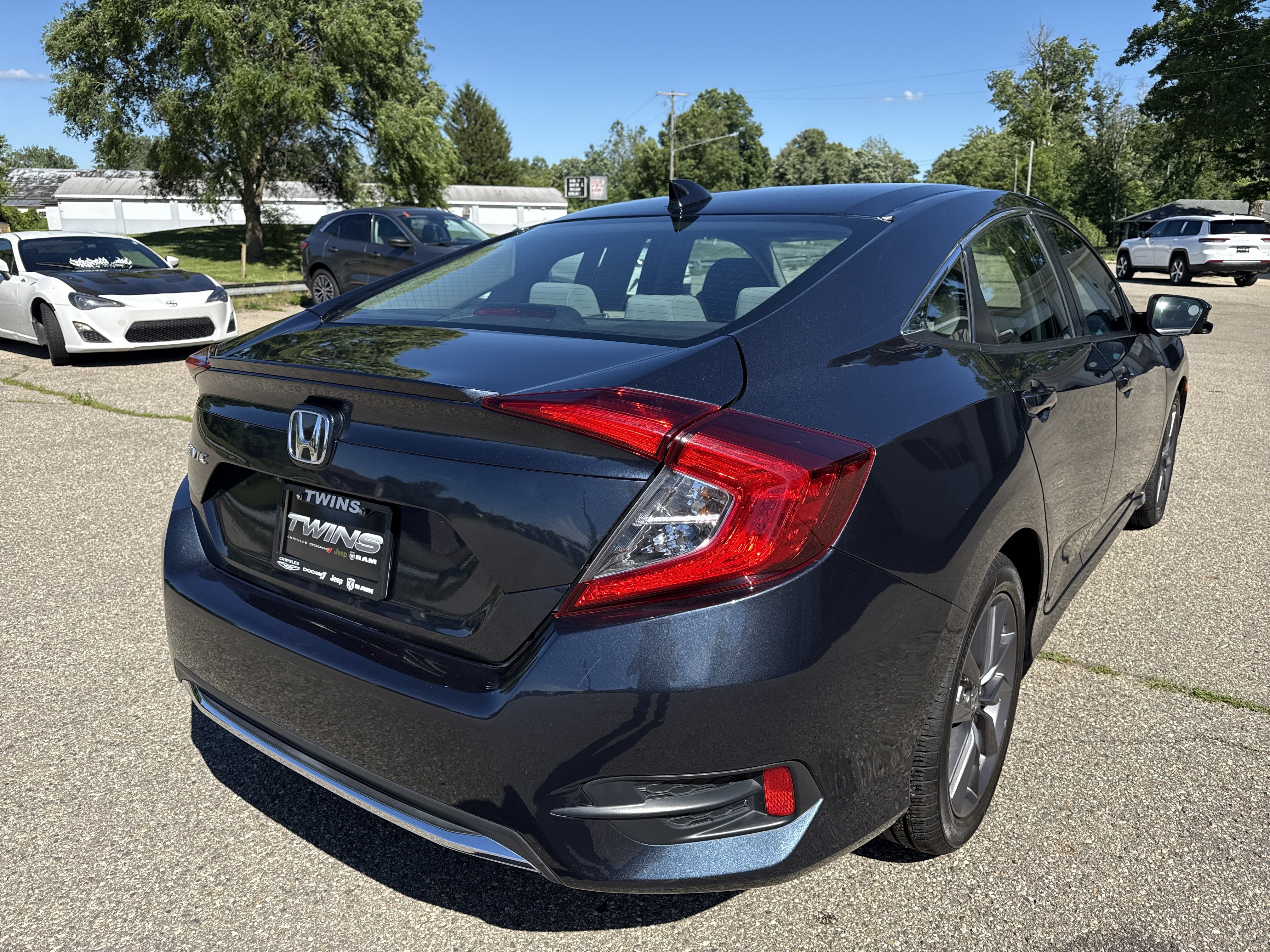 Used 2021 Honda Civic EX image 4