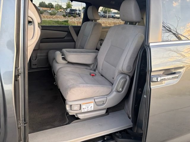 Used 2011 Honda Odyssey EX image 16