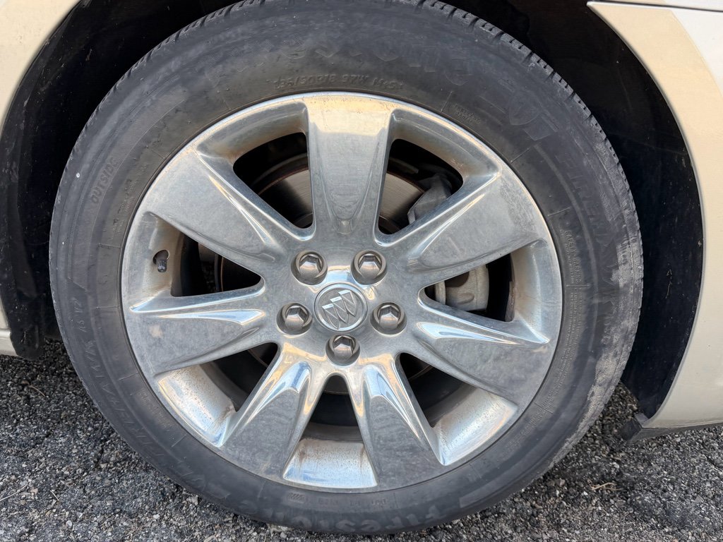 Used 2010 Buick LaCrosse CXL w/ Luxury Package image 9