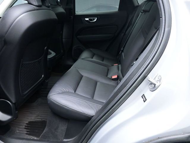 Used 2023 Volvo XC60 B5 Plus w/ Climate Package image 21