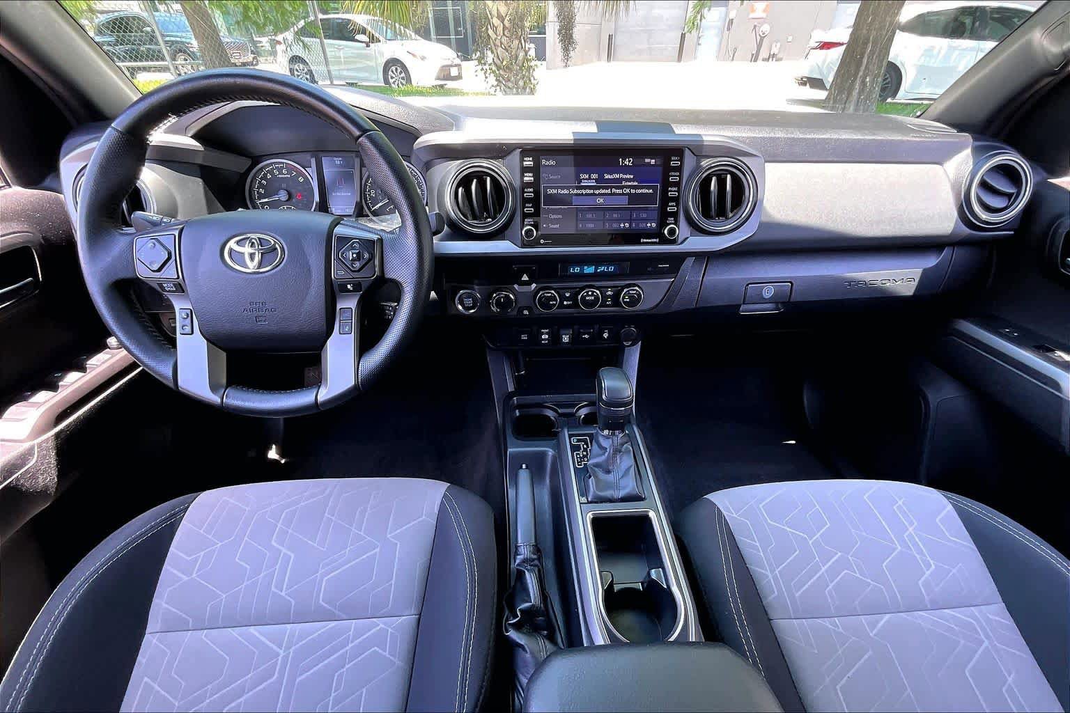 Used 2022 Toyota Tacoma TRD Off-Road AWD/4WD image 14