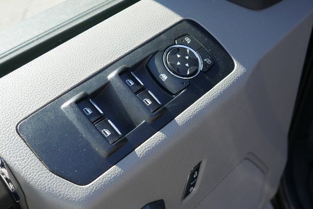 Used 2018 Ford F150 XLT w/ Equipment Group 302A Luxury image 13