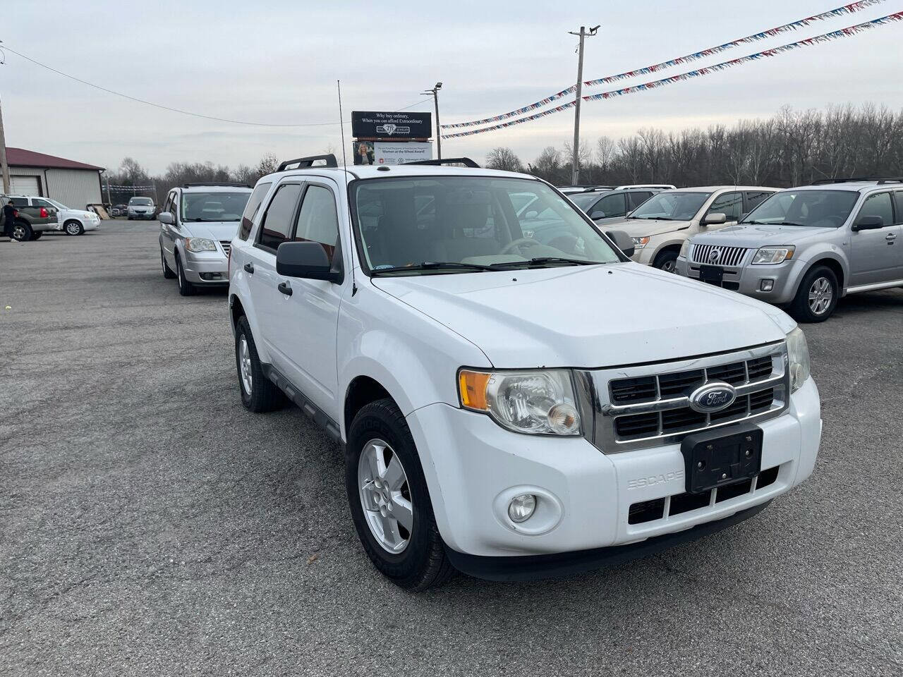 Used 2010 Ford Escape XLT image 8
