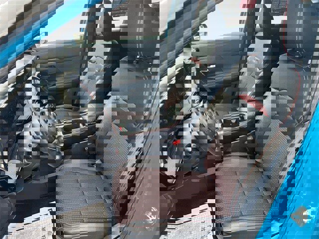 Used 2025 Nissan Kicks SR image 9