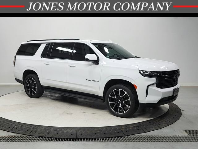 Used 2024 Chevrolet Suburban RST w/ Luxury Package AWD/4WD image 1