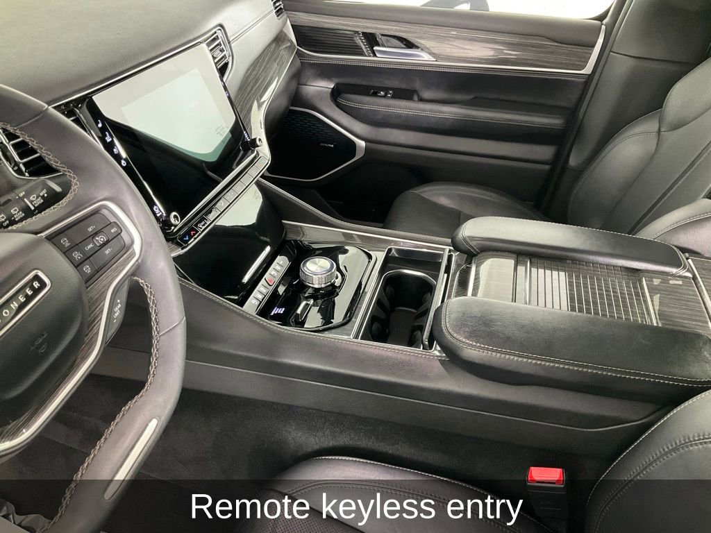 Used 2022 Jeep Wagoneer Series II w/ Premium Group I image 17