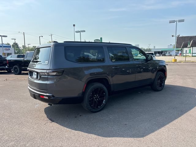 New 2026 Jeep Grand Wagoneer L Limited AWD/4WD image 32