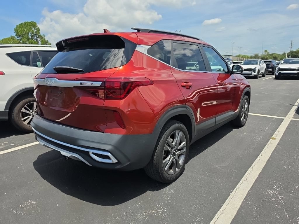 Used 2023 Kia Seltos S FWD image 13