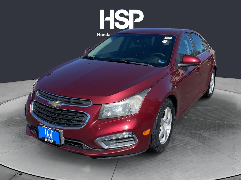 Used 2015 Chevrolet Cruze LT w/ Technology Package FWD image 1