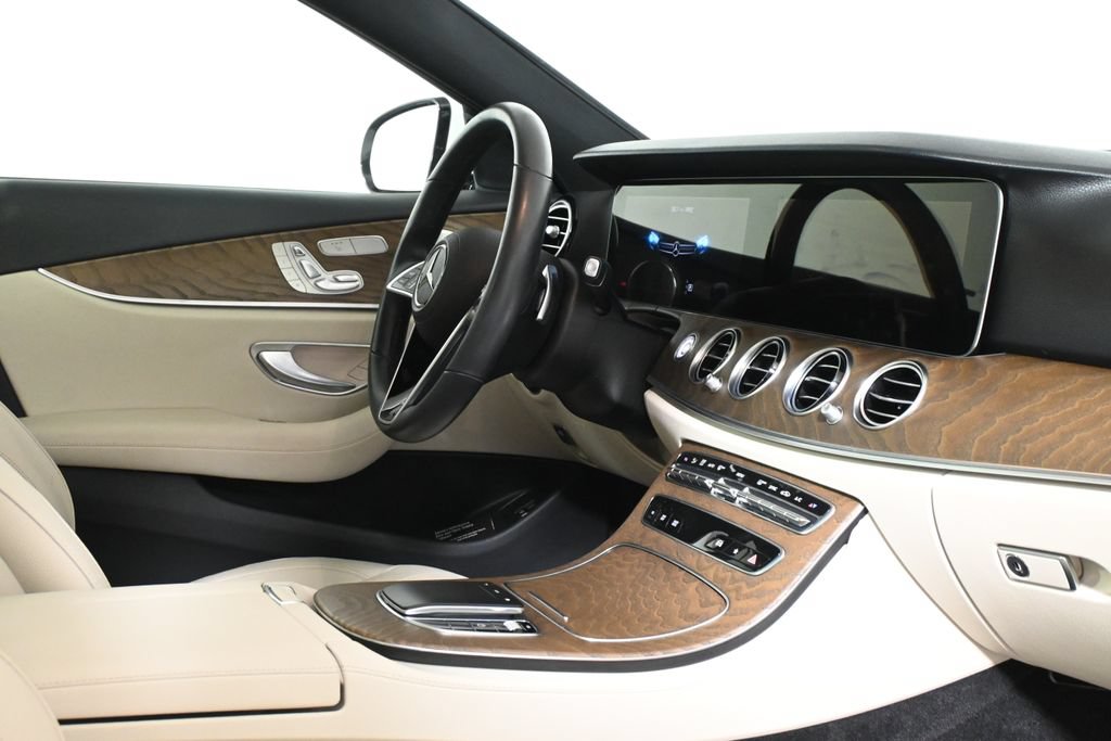 Certified 2022 Mercedes-Benz E 350 4MATIC Sedan image 34