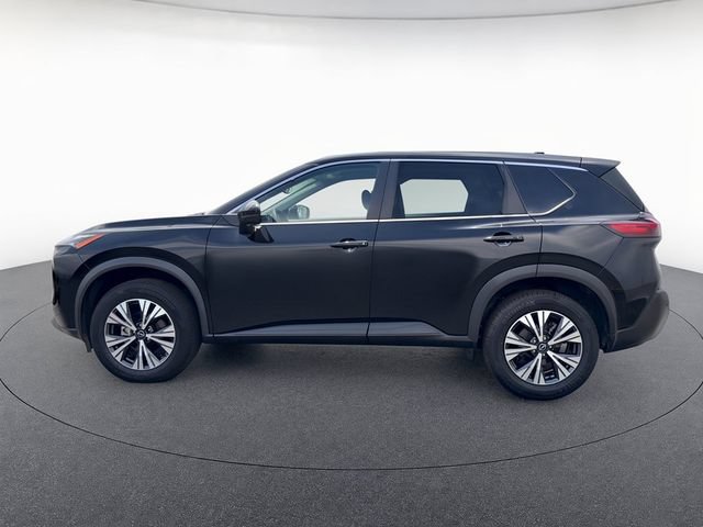 Used 2022 Nissan Rogue SV FWD image 2