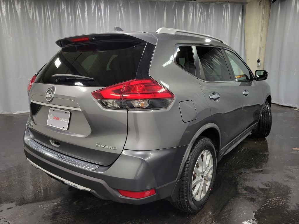 Used 2017 Nissan Rogue SV image 9