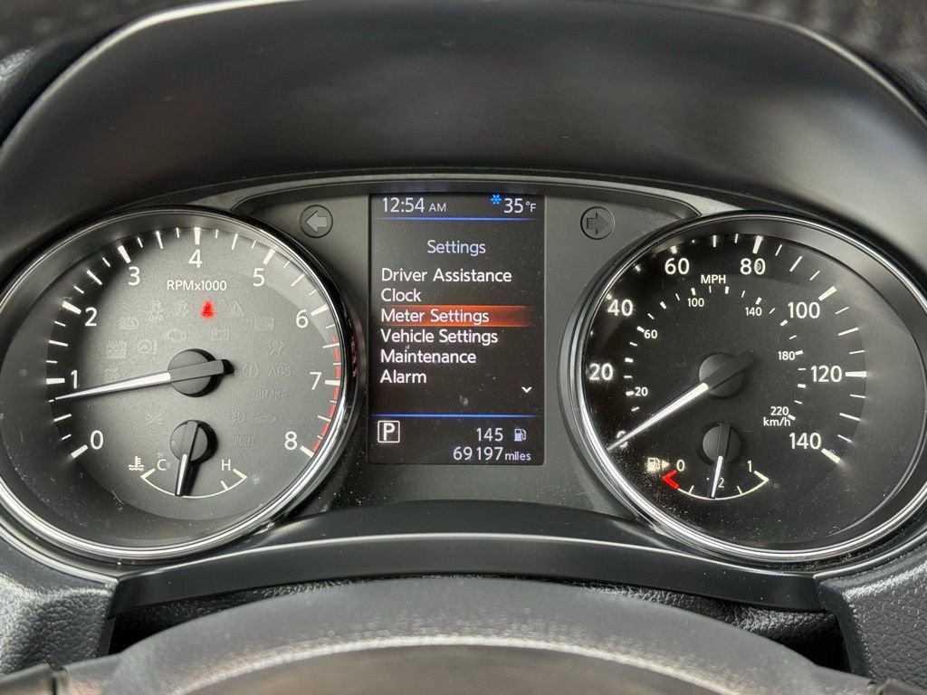 Used 2019 Nissan Rogue SV FWD image 34