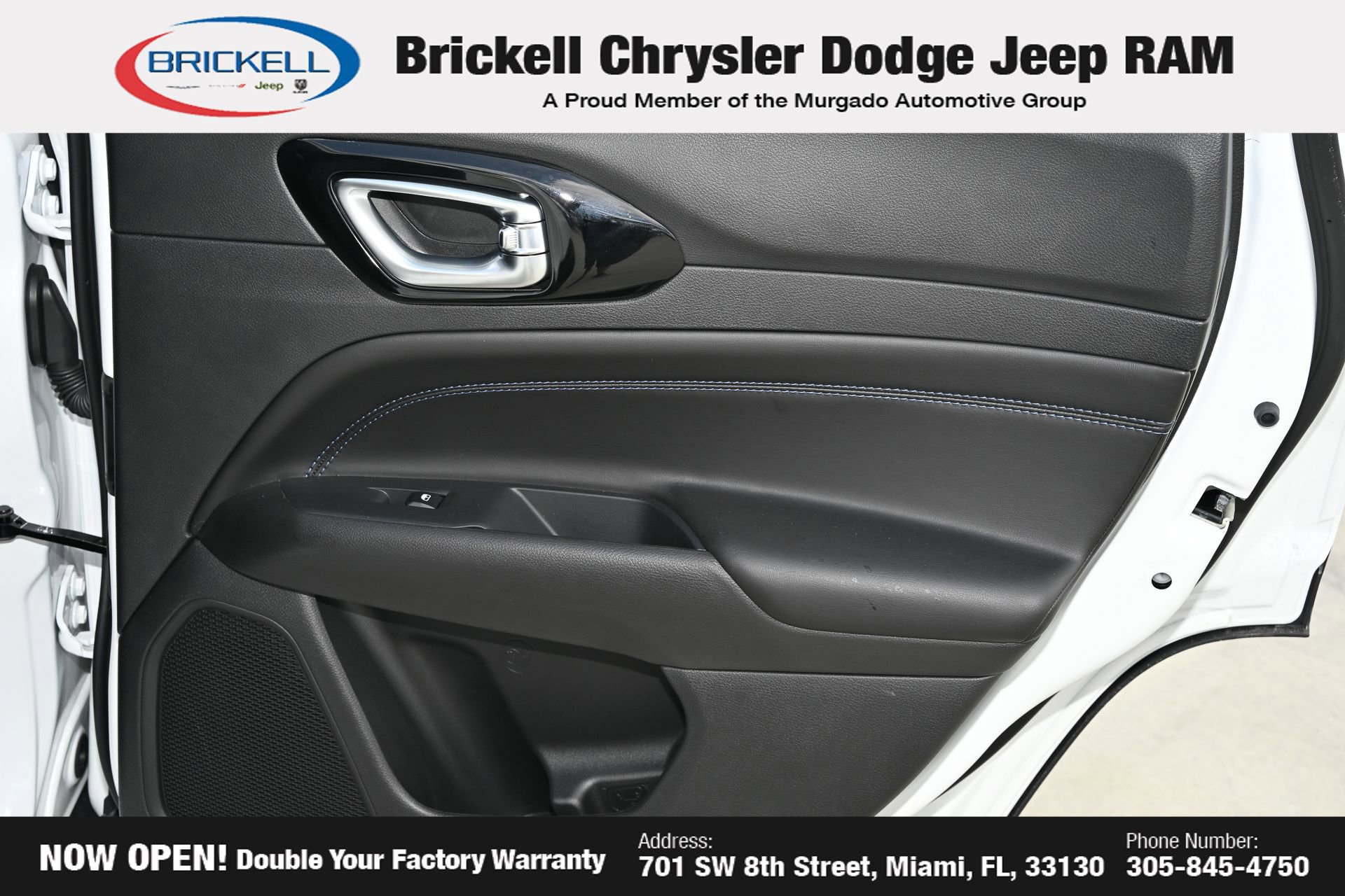 Used 2026 Jeep Compass Latitude AWD/4WD image 12