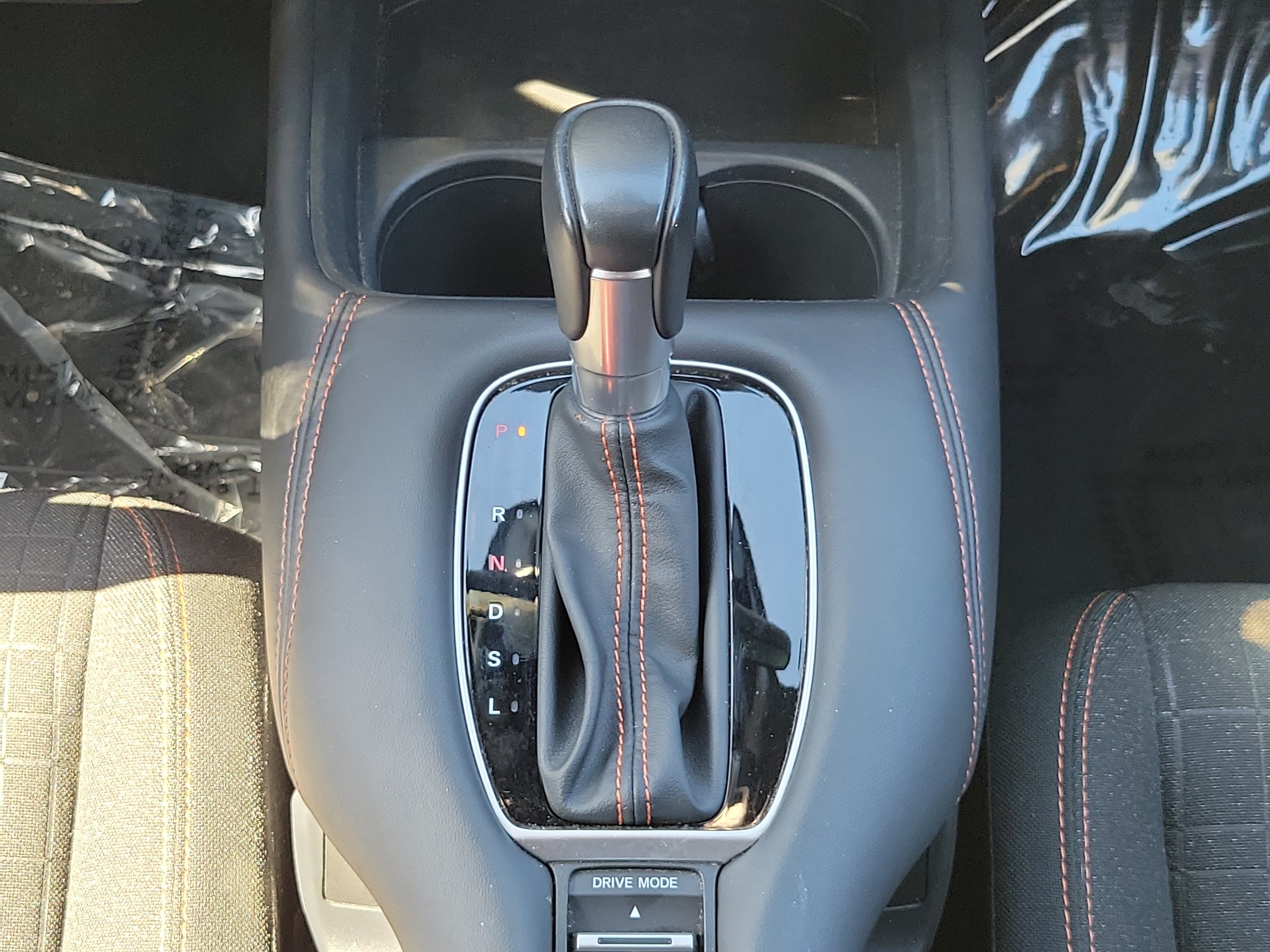 Certified 2025 Honda HR-V Sport image 14