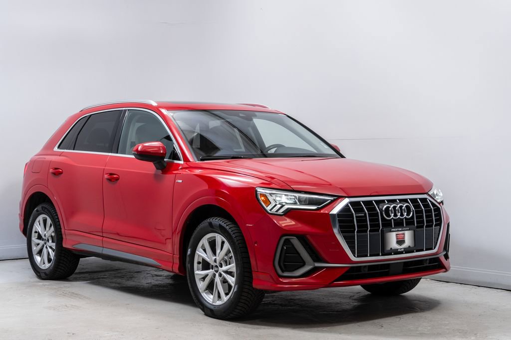 Used 2021 Audi Q3 2.0T Premium Plus w/ Premium Plus Package AWD/4WD image 9