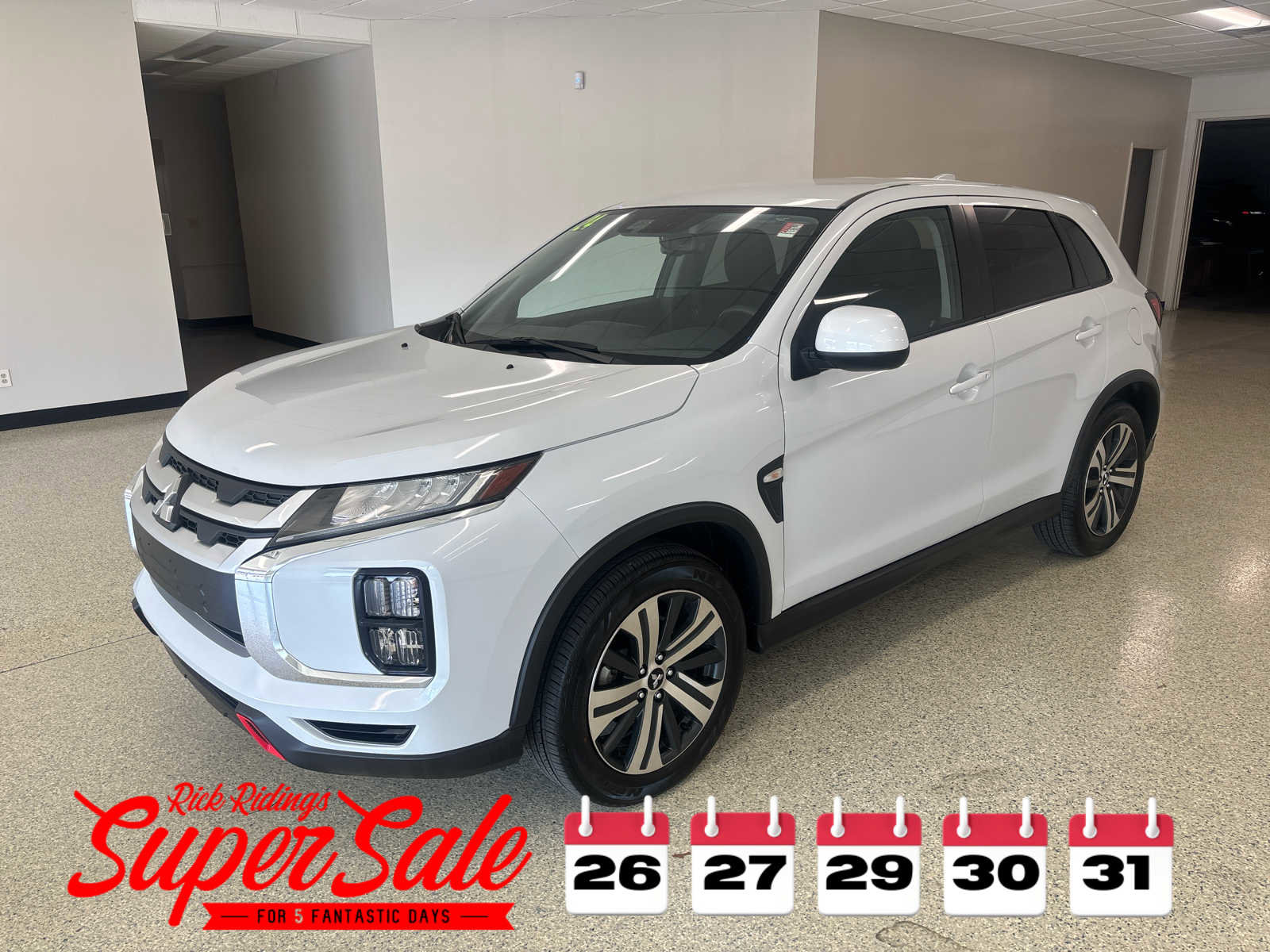 Used 2024 Mitsubishi Outlander Sport LE image 9