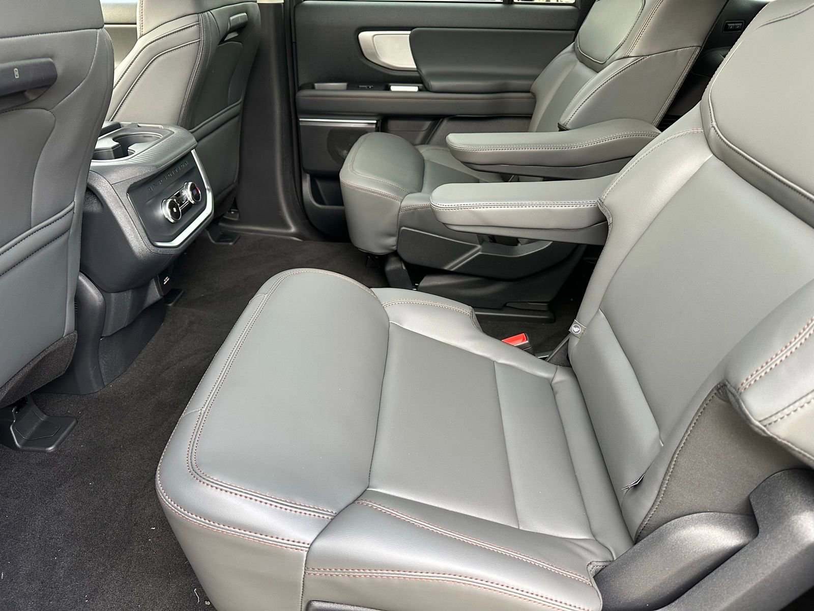 New 2025 Ford Expedition Max Active AWD/4WD image 24