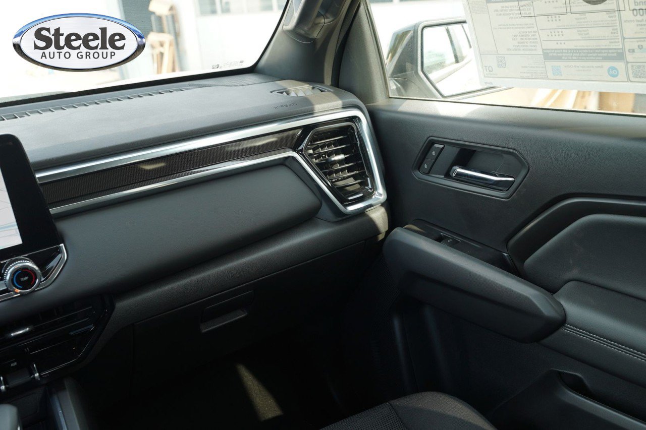 New 2026 GMC Canyon Elevation RWD image 8