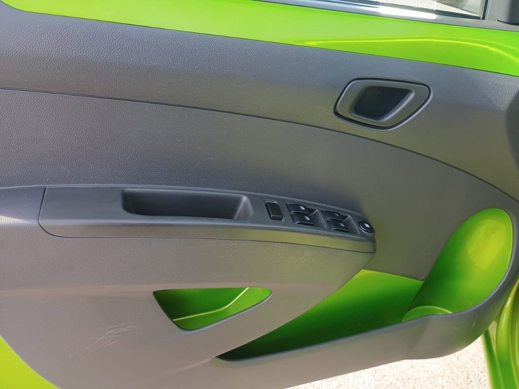 Used 2015 Chevrolet Spark LS image 10