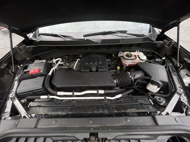 Used 2025 Chevrolet Silverado 1500 LT AWD/4WD image 30