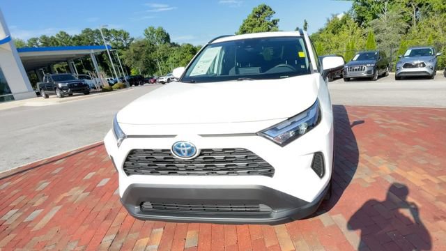 Used 2024 Toyota RAV4 XLE w/ Convenience Package AWD/4WD image 4