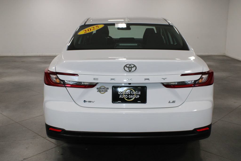 Used 2025 Toyota Camry LE FWD image 8